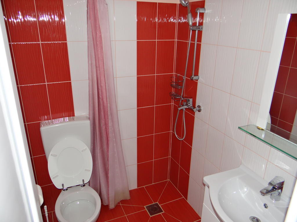 Marinica Apartman Hajdúszoboszló Buitenkant foto